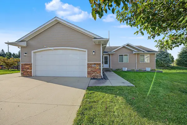 770 SE Carefree Lane, Waukee, IA 50263