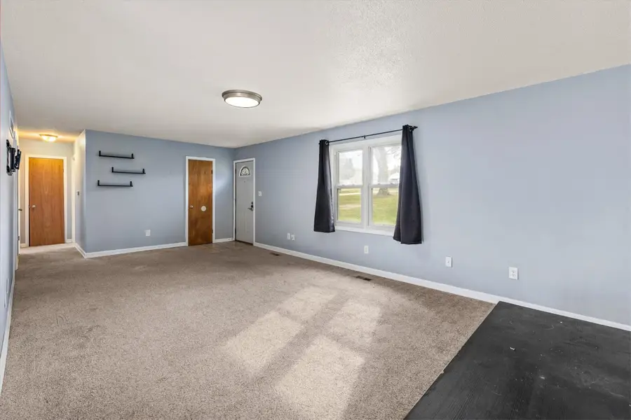 5435 NW Torgerson Drive, Des Moines, IA 50310 - #3