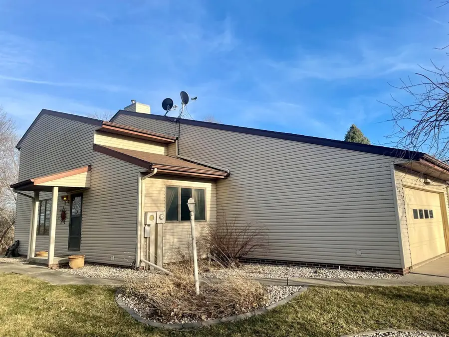 313 Woodmar Heights, Fort Dodge, IA 50501 - Image #2