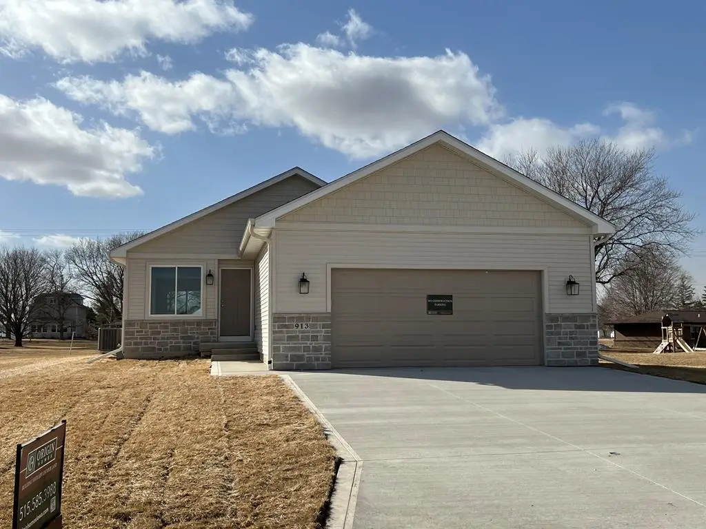 913 Sunrise Drive, Gowrie, IA 50543 - Image #1