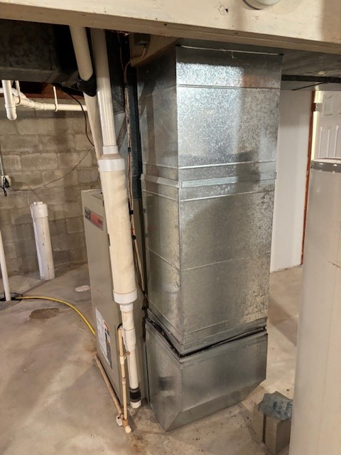 1011 Sunset Drive, Gowrie, IA 50543 - Image #2