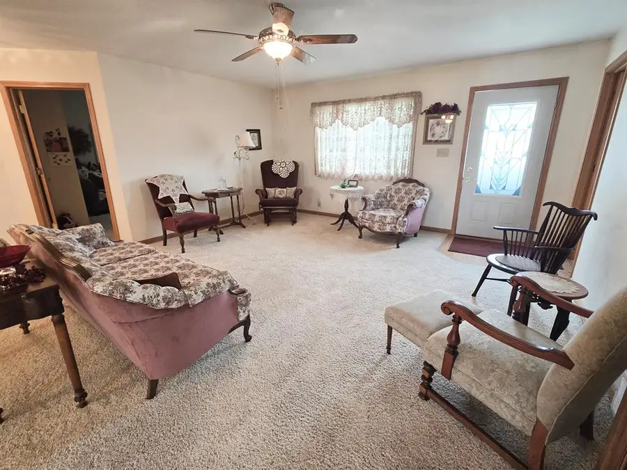 113 6th St Se, Badger, IA 50516 - Image #2