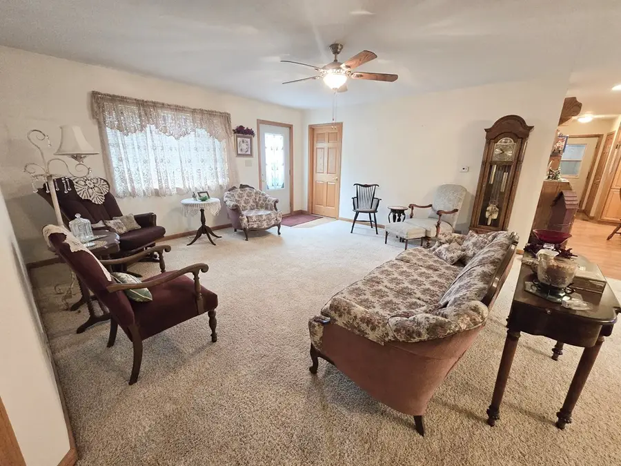 113 6th St Se, Badger, IA 50516 - Image #3