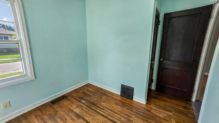 146 Ave B, Fort Dodge, IA 50501 - Image #2