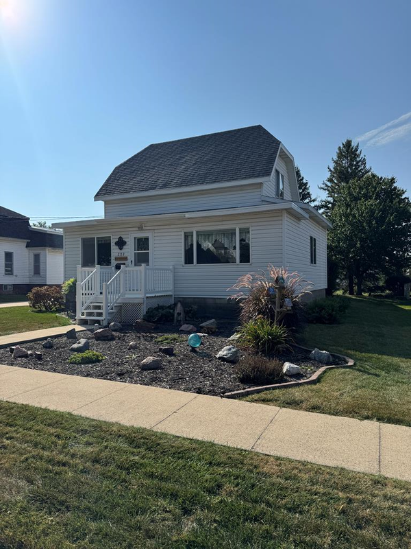 209 W. Monroe St, Lake CIty, IA 51449