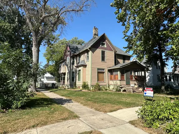 221 South Iowa, Eagle Grove, IA 50533