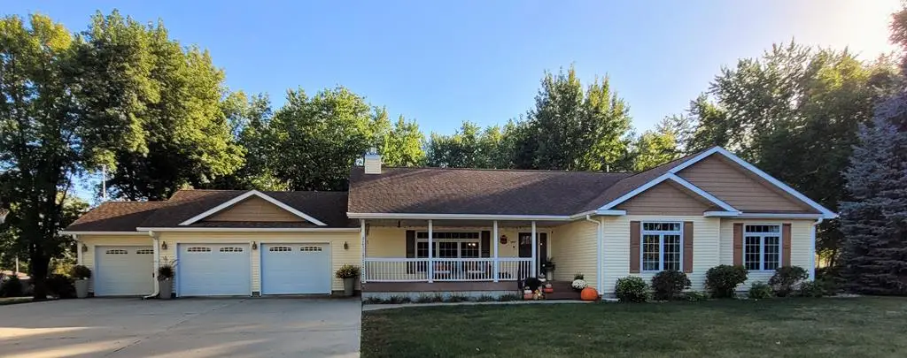 1407 Robbins Street, Sac City, IA 50583 - #1