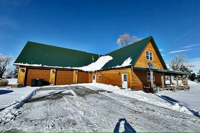 3267 Oak Ave, Dayton, IA 50530 - Image #2