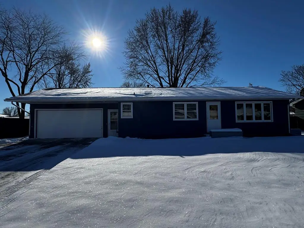 708 Laura Lane, Webster City, IA 50595 - Image #1