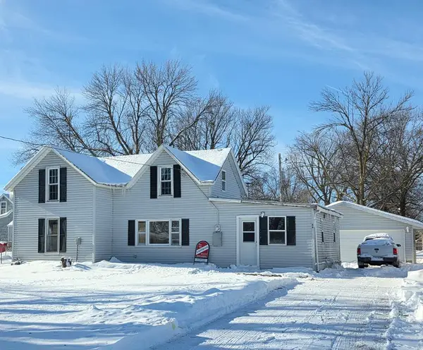 66 4th St Ne, Badger, IA 50516