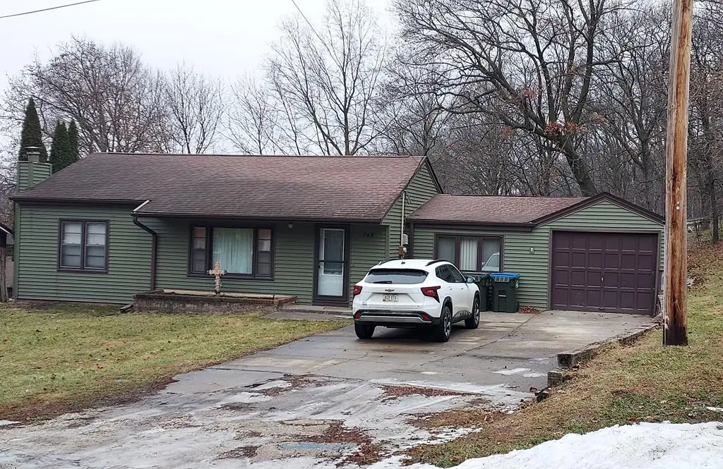 748 Miller Dr., Fort Dodge, IA 50501 - Image #1