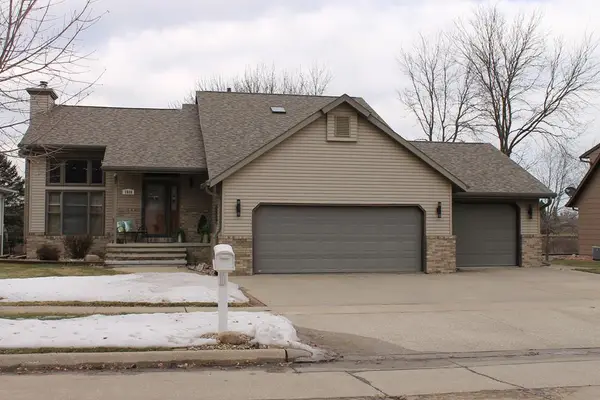 1518 Knollcrest Dr, Fort Dodge, IA 50501