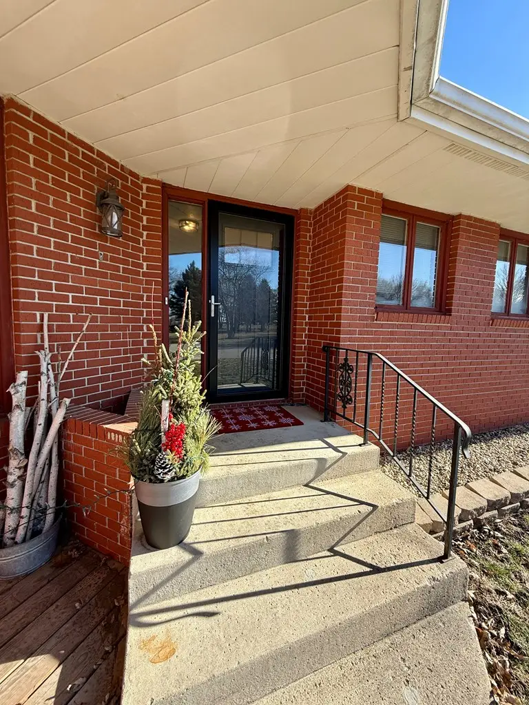 1609 Colonial Drive, Manson, IA 50563 - Image #2