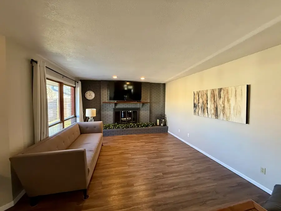 1609 Colonial Drive, Manson, IA 50563 - Image #3