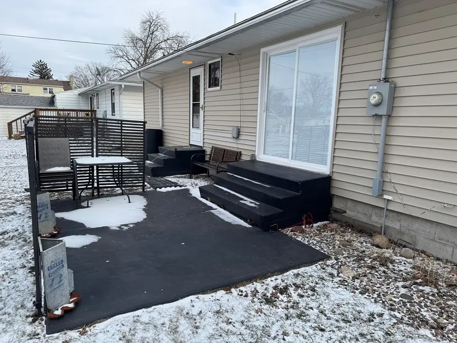 824 Lake St, Rockwell City, IA 50579 - #3