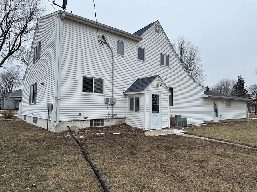 257 N. Elm St., Rockwell City, IA 50579 - #3