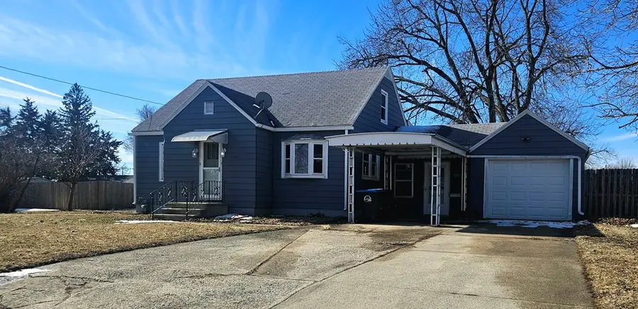 1008 Kramme Dr., Fort Dodge, IA 50501 - #2