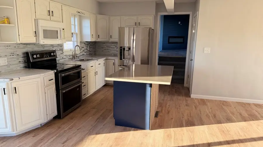 1610 N 26th St, Fort Dodge, IA 50501 - #3