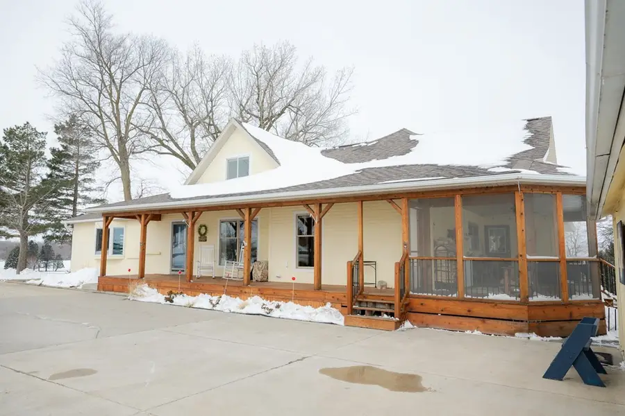 1400 N Woodlawn Ave, Lake City, IA 51449 - #3