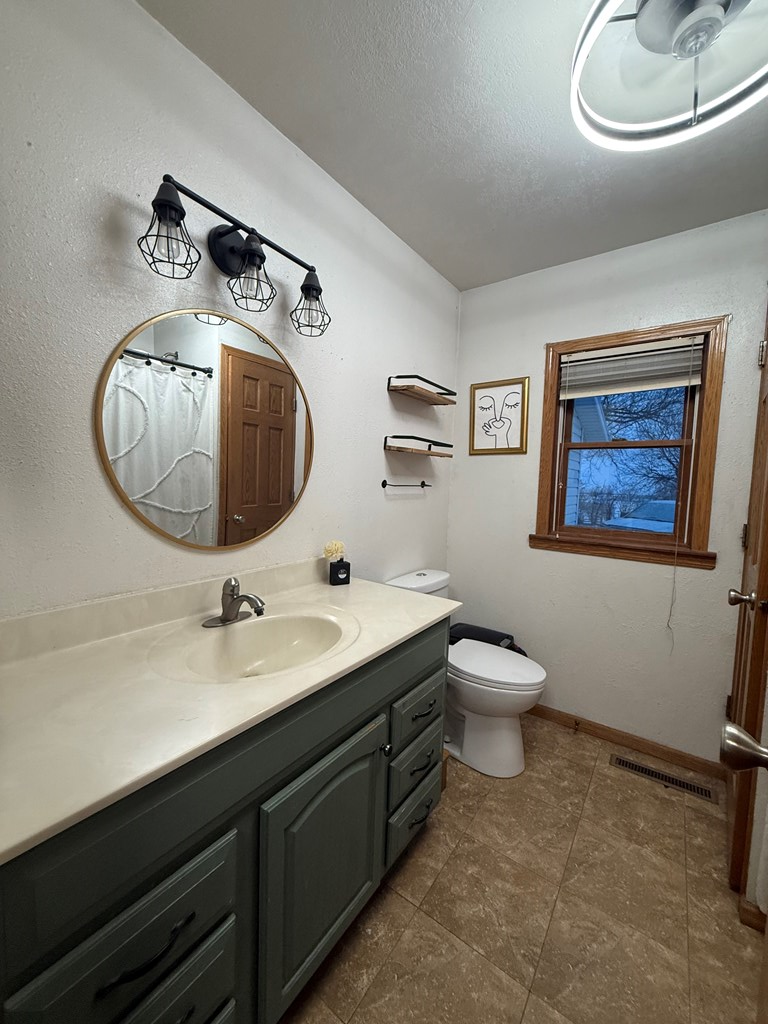 1495 380th St, Auburn, IA 51433 - #3