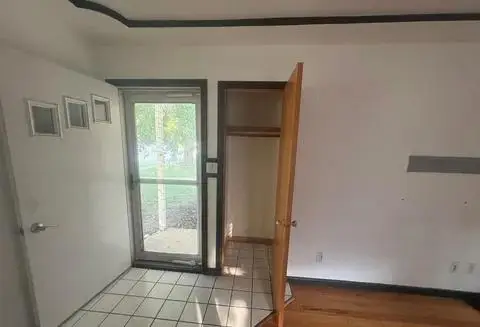 712 5th St Ne, Belmond, IA 50421 - #2