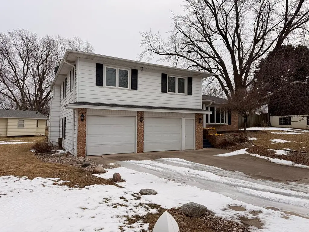 1057 N 31st Place, Fort Dodge, IA 50501 - #1
