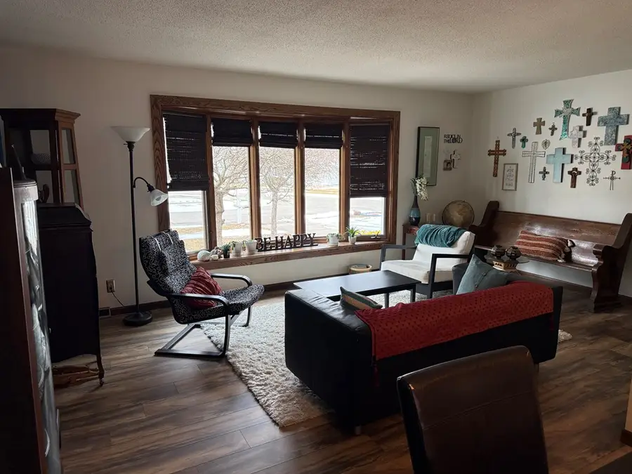 1057 N 31st Place, Fort Dodge, IA 50501 - #3