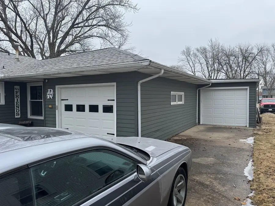 1321 Main St, Manson, IA 50563 - #3