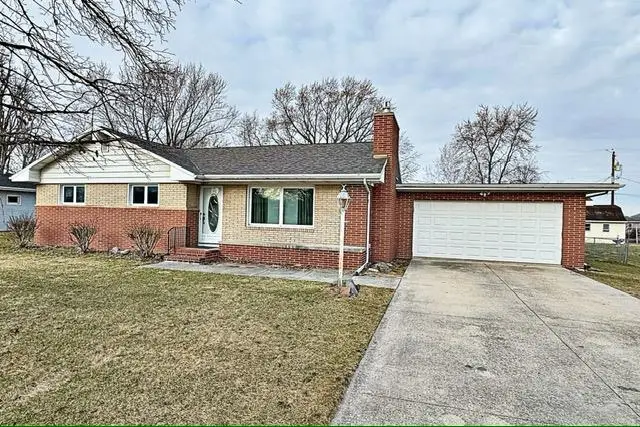 22427 Circle Dr, Fort Dodge, IA 50501 - #1