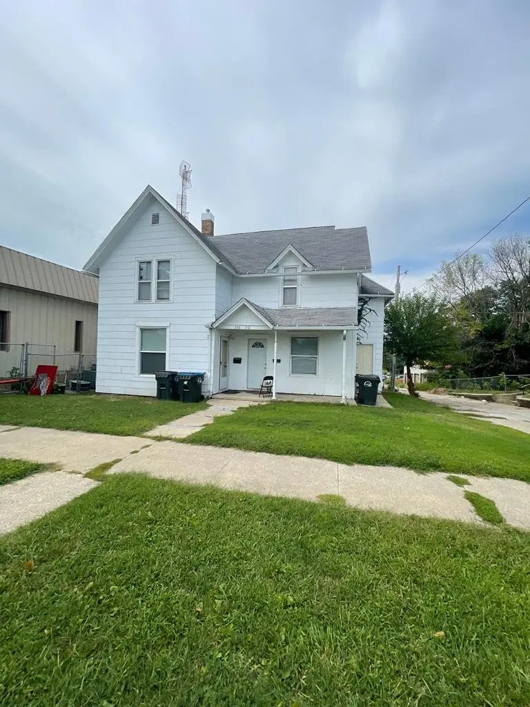 208/210/214/308 North 10th St/south 19th St, Fort Dodge, IA 50501 - #1
