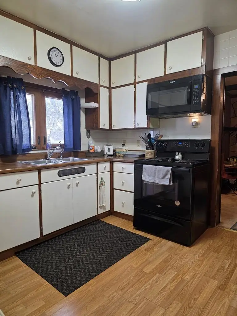 105 Prospect, Webster City, IA 50595 - #2