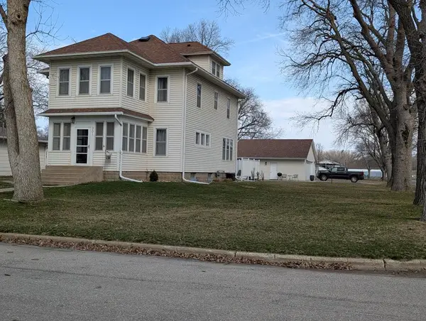 301 5th Ave N, Humboldt, IA 50548