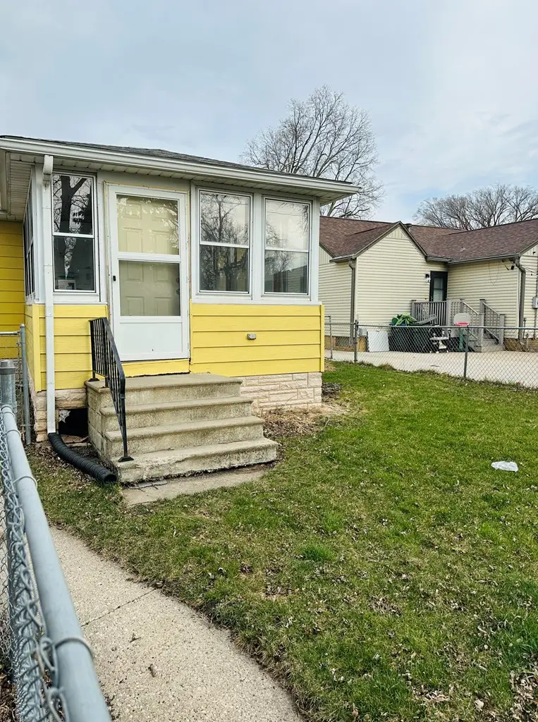 834 S 20th St, Fort Dodge, IA 50501 - #3