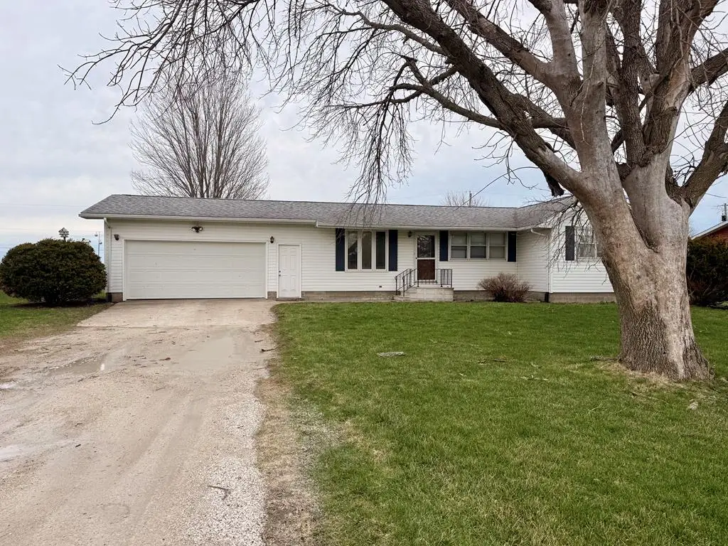 1023 Grand Ave, Moorland, IA 50566 - #1