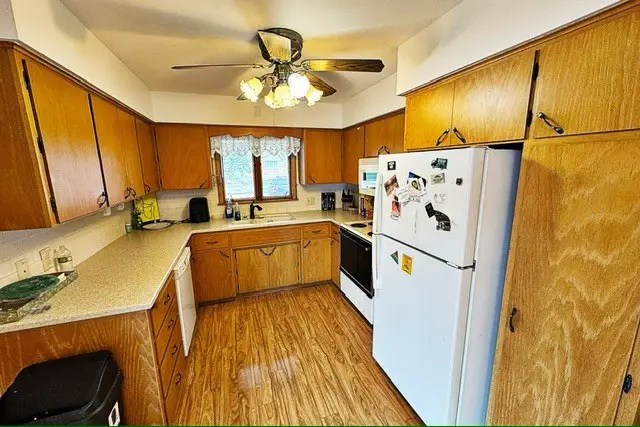 1619 N 11th St., Fort Dodge, IA 50501 - #2