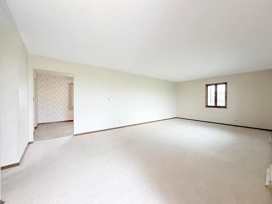 220 5th Avenue Southeast, Badger, IA 50516 - #3