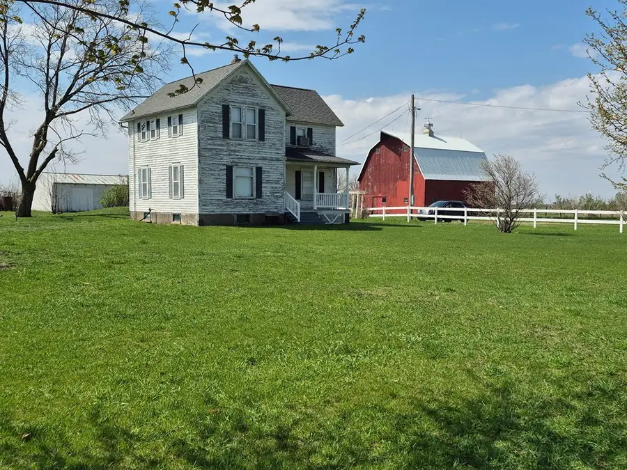 3031 Kansas Avenue, Fort Dodge, IA 50501 - #2