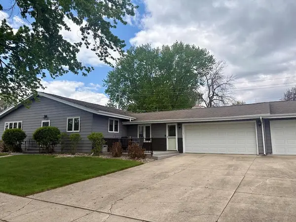 1206 N 29th St, Fort Dodge, IA 50501