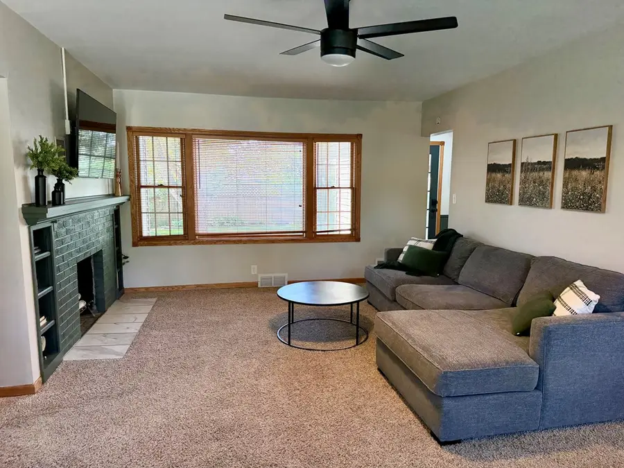 1649 11th Ave N, Fort Dodge, IA 50501 - #3