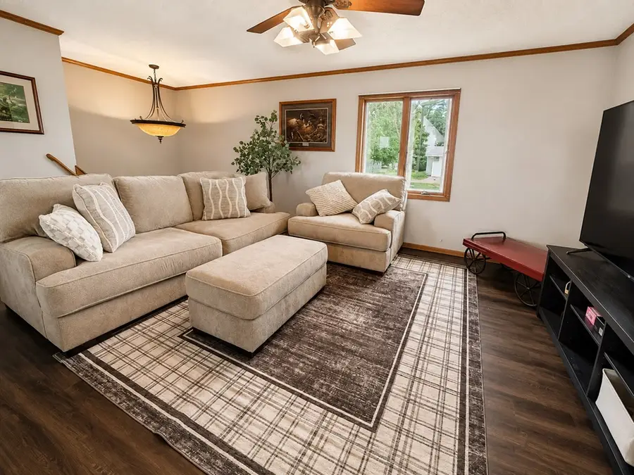 809 21st Avenue, Manson, IA 50563 - #2