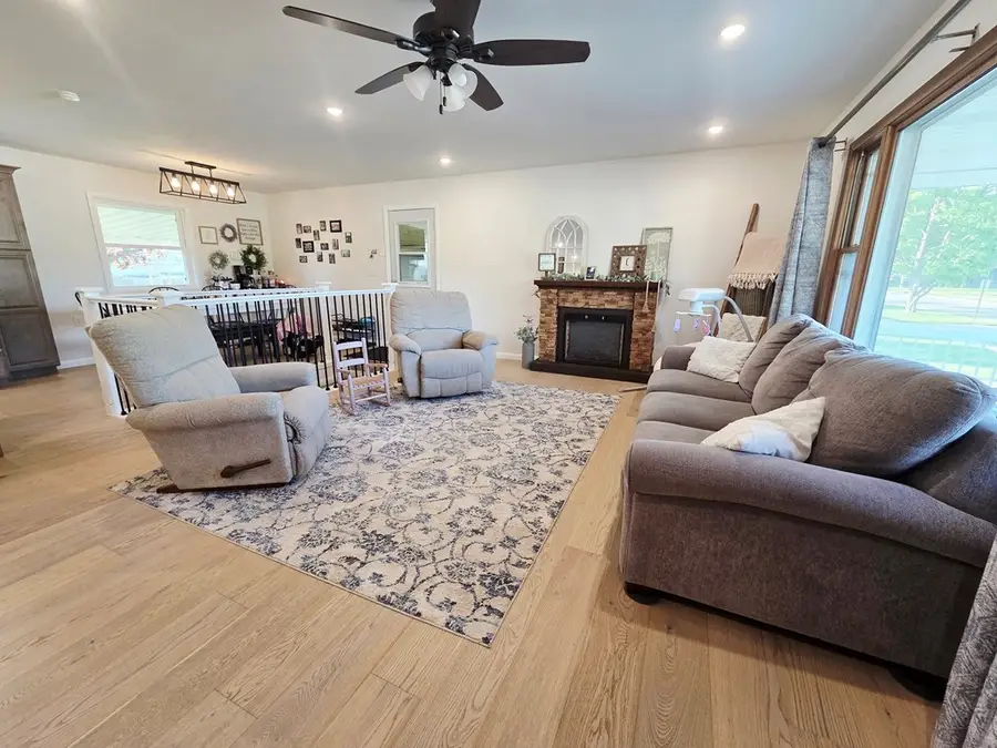 1620 N 29th Street, Fort Dodge, IA 50501 - #2
