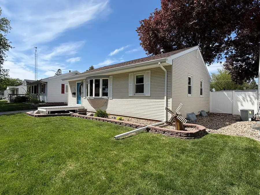 2756 17th Avenue North, Fort Dodge, IA 50501 - #3