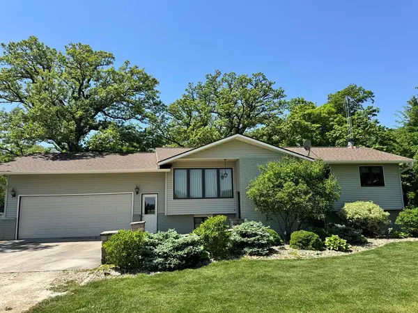 2619 Timberlane Tr, Webster City, IA 50595