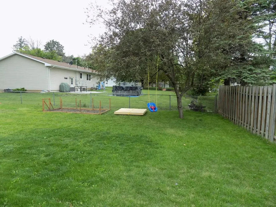 1210 25th Avenue North, Fort Dodge, IA 50501 - #3