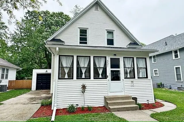 331 7th Ave N, Fort Dodge, IA 50501 - #1