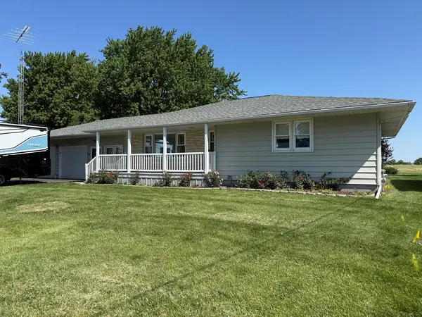 104 Circle Dr, Lake CIty, IA 51449