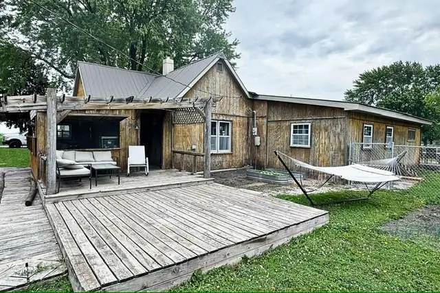 210 3rd St, Rinard, IA 50538 - #1