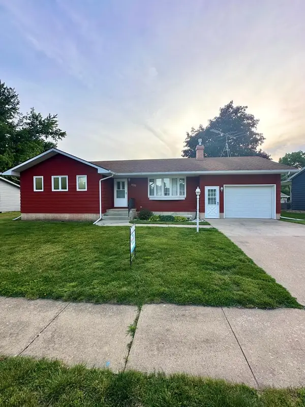 2722 North 13th Place, Fort Dodge, IA 50501