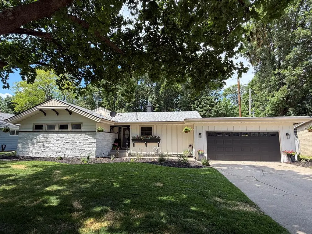 1432 N. 16h St., Fort Dodge, IA 50501 - #1
