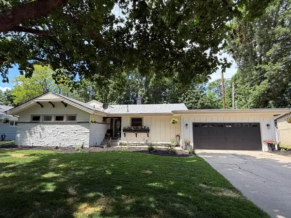 1432 N. 16h St., Fort Dodge, IA 50501